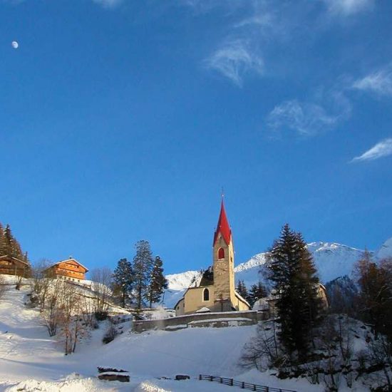 Mit der Kabinenbahn zu Highlights im Skiurlaub Ahrntal